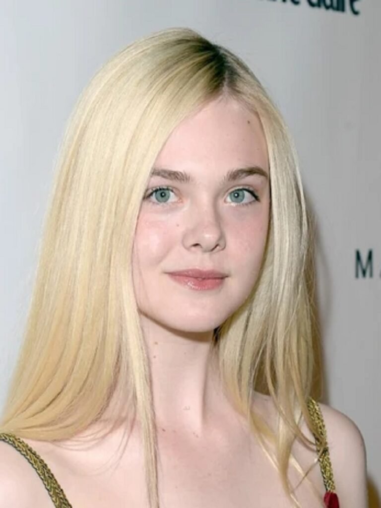 Elle Fanning Merch